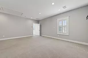 823 W 21st St, Houston, TX 77008 - Photo 35