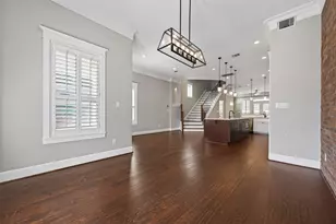 823 W 21st St, Houston, TX 77008 - Photo 7
