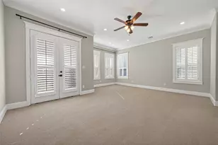 823 W 21st St, Houston, TX 77008 - Photo 23