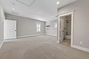 823 W 21st St, Houston, TX 77008 - Photo 35