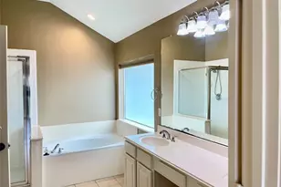 1602 Lawick Cir, Sugar Land, TX 77478 - Photo 13