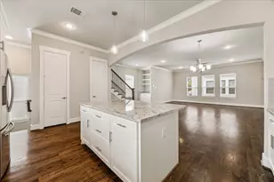 831 Wakefield Dr, Houston, TX 77018 - Photo 11