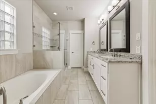 831 Wakefield Dr, Houston, TX 77018 - Photo 15