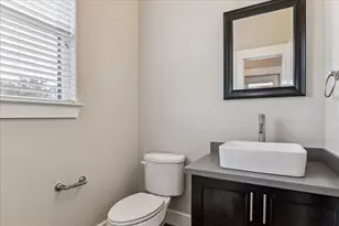 831 Wakefield Dr, Houston, TX 77018 - Photo 13