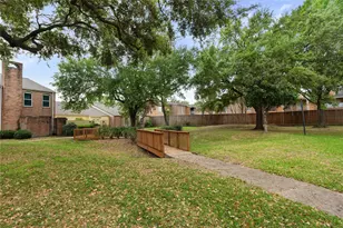 11805 Southlake Dr, Houston, TX 77077 - Photo 19
