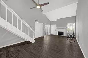 12111 Lemon Ridge Ln, Houston, TX 77035 - Photo 3