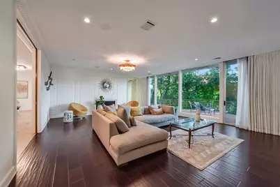 210 Pine Hollow Lane, Houston, TX 77056 - Photo 3