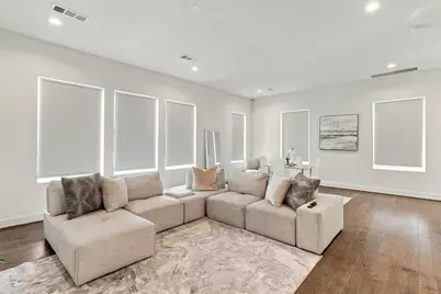 4816 Martin Oaks Lane, Houston, TX 77018 - Photo 11