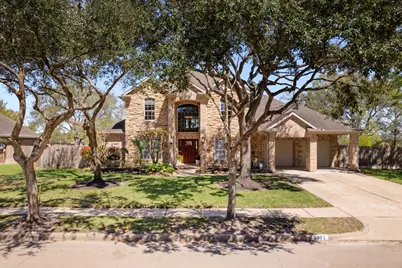 2823 Irvington Drive, Pearland, TX 77584 - Photo 1
