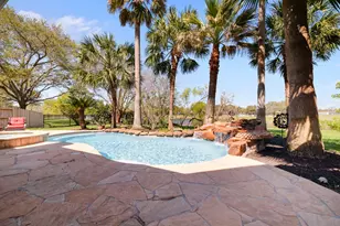 2823 Irvington Dr, Pearland, TX 77584 - Photo 3