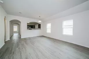 415 Brushback Dr, Huntsville, TX 77320 - Photo 3