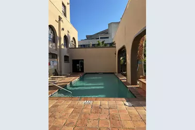621 21st Street #100, Galveston, TX 77550 - Photo 17