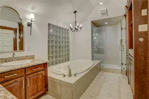 4311 McDermed Dr, Houston, TX 77035 - Photo 13