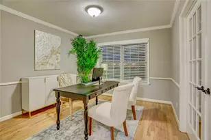 4311 McDermed Dr, Houston, TX 77035 - Photo 5