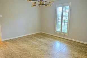 305 Oak Creek Ct, League City, TX 77573 - Photo 7