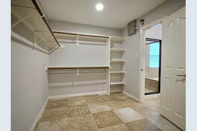 305 Oak Creek Court, League City, TX 77573 - Photo 17