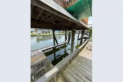 662 Warsaw Street, Galveston, TX 77563 - Photo 3