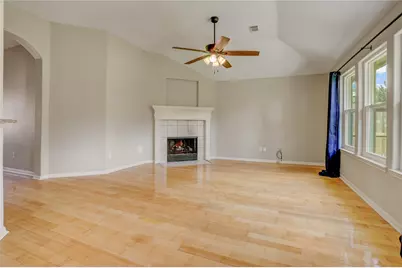 519 N Marathon Way, Stafford, TX 77477 - Photo 9