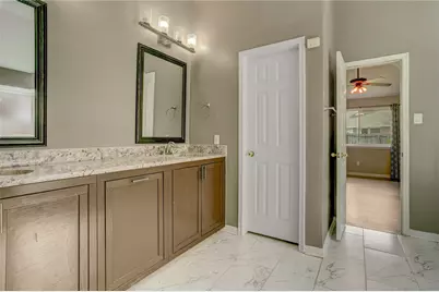 519 N Marathon Way, Stafford, TX 77477 - Photo 15