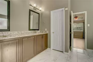 519 N Marathon Way, Stafford, TX 77477 - Photo 15