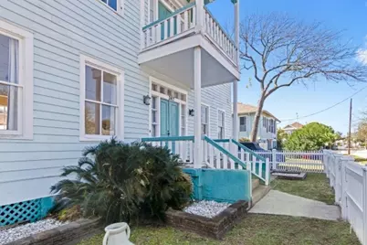 2417 Avenue M, Galveston, TX 77550 - Photo 15