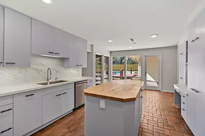 365 Piney Point Road, Houston, TX 77024 - Photo 11