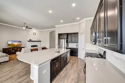 7327 Evelyn Grove Drive, Spring, TX 77379 - Photo 9