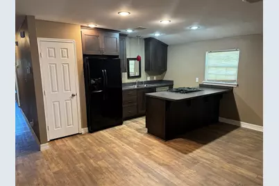 3401 Delhi Street #A/B, Houston, TX 77022 - Photo 5