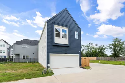 8302 Springwood Canyon Lane, Houston, TX 77055 - Photo 27