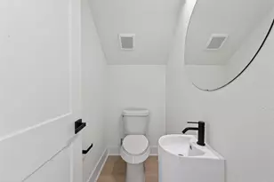 951 Highland Lgt Ln, Houston, TX 77091 - Photo 9