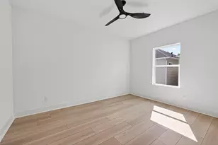 951 Highland Lgt Ln, Houston, TX 77091 - Photo 15