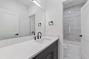 951 Highland Lgt Ln, Houston, TX 77091 - Photo 13
