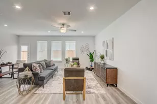 10409 Lancaster Forest, Houston, TX 77051 - Photo 7