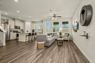 9904 Smokehouse Silo Ln, Houston, TX 77080 - Photo 11