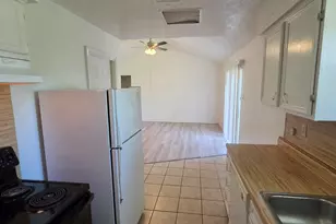 4749 E Ridge Creek Dr, Houston, TX 77053 - Photo 13