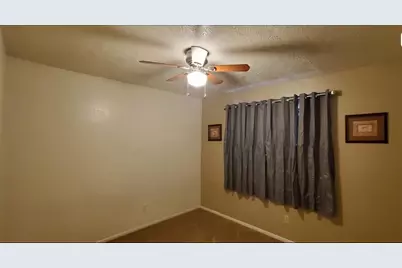 4749 E Ridge Creek Drive, Houston, TX 77053 - Photo 9
