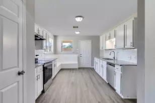 4511 Tangle Creek Ln Ln, Spring, TX 77388 - Photo 9