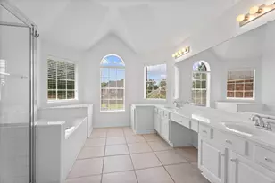 9218 Memorial Pines Way, Spring, TX 77379 - Photo 19