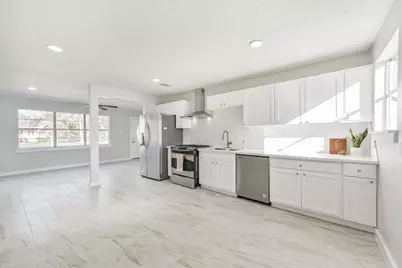 3305 Stallings Drive, Houston, TX 77088 - Photo 11