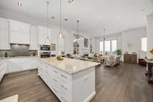 11 Robita St, Houston, TX 77019 - Photo 13