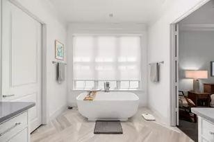 11 Robita St, Houston, TX 77019 - Photo 17