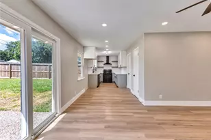 9419 Val Verde St, Houston, TX 77063 - Photo 7