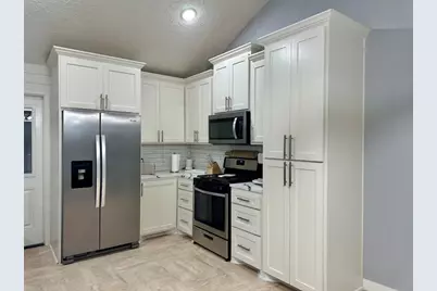 7114 Goldendale Court, Cypress, TX 77433 - Photo 3