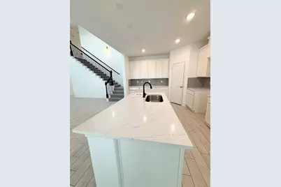 2506 Shallow Lake Lane, Iowa Colony, TX 77583 - Photo 3