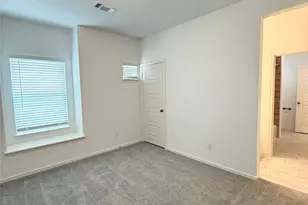 2506 Shallow Lk Ln, Iowa Colony, TX 77583 - Photo 5