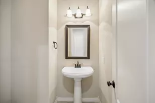 6618 Turlock Springs Ct, Sugar Land, TX 77479 - Photo 11