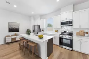 1013 Erin St, Houston, TX 77009 - Photo 5