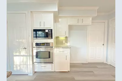 5926 Queensgate Drive, Houston, TX 77066 - Photo 15