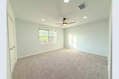 5926 Queensgate Drive, Houston, TX 77066 - Photo 37