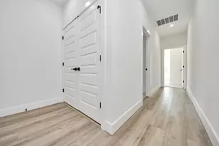 7012 & 7014 Saint Augustine St, Houston, TX 77021 - Photo 17